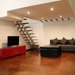  Appartamento Cozy & Large Loft Famagosta Italia